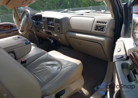 2000 Ford F-250 Lariat/Xl/Xlt from USA, damaged, VIN 1FTNW21F4YEC82578